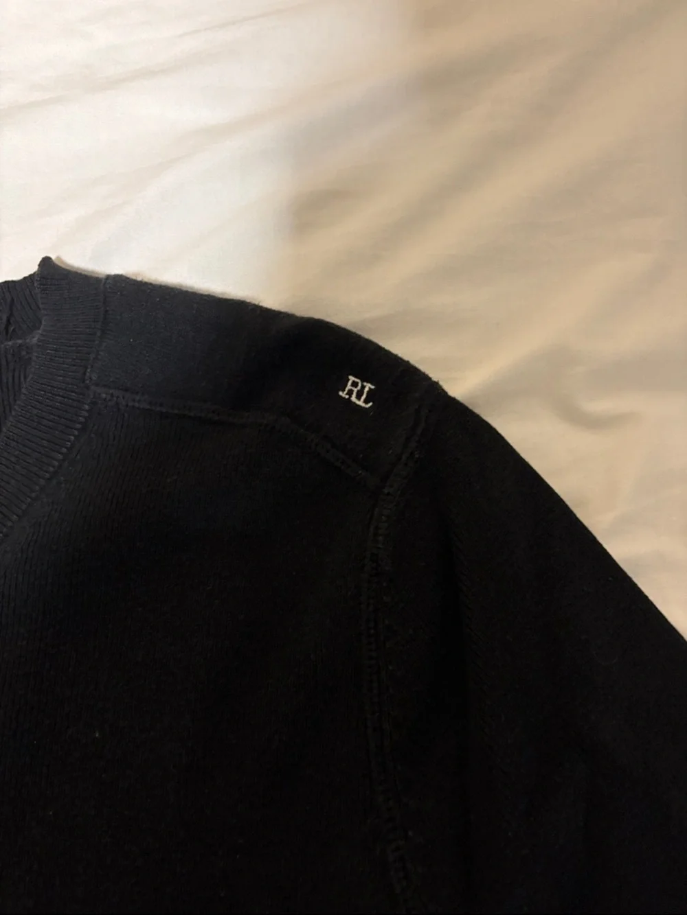 Vintage Polo Jeans Company V-Neck Sweater Size Small Black - Picture 3 of 6